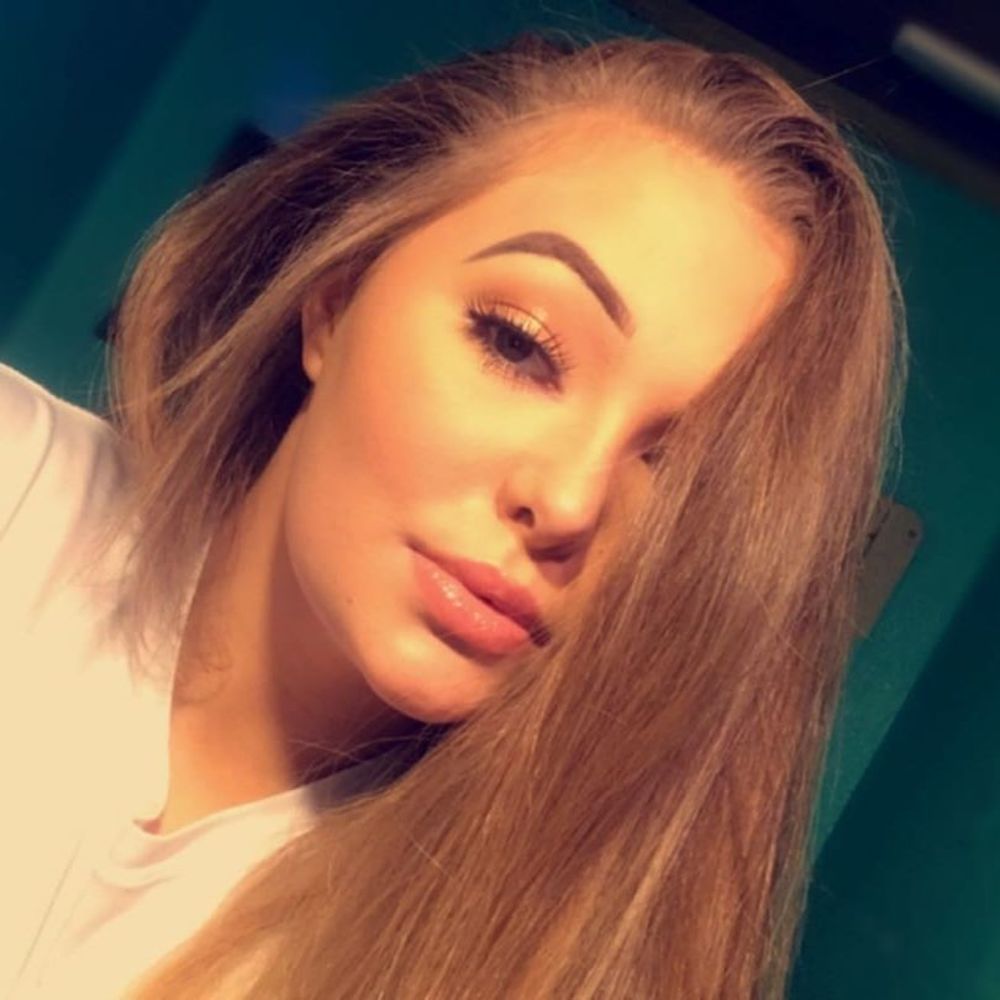 Meet your Posher, Alyssa